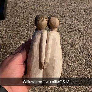 Willow tree figurine
